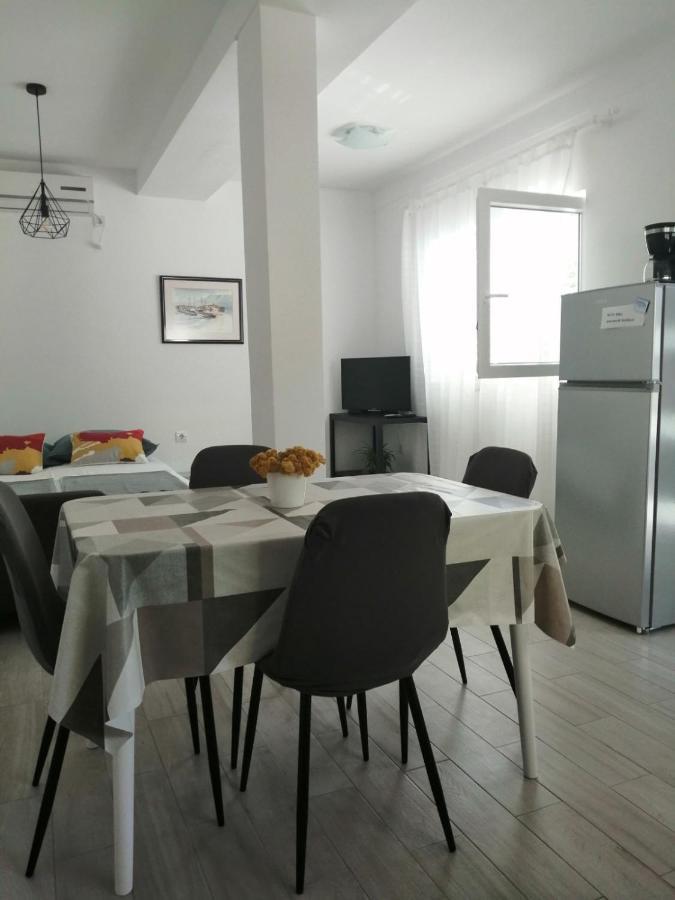 Apartman Lucija Korčula Екстериор снимка