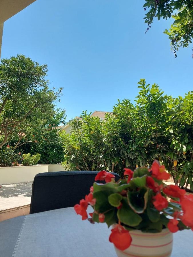 Apartman Lucija Korčula Екстериор снимка